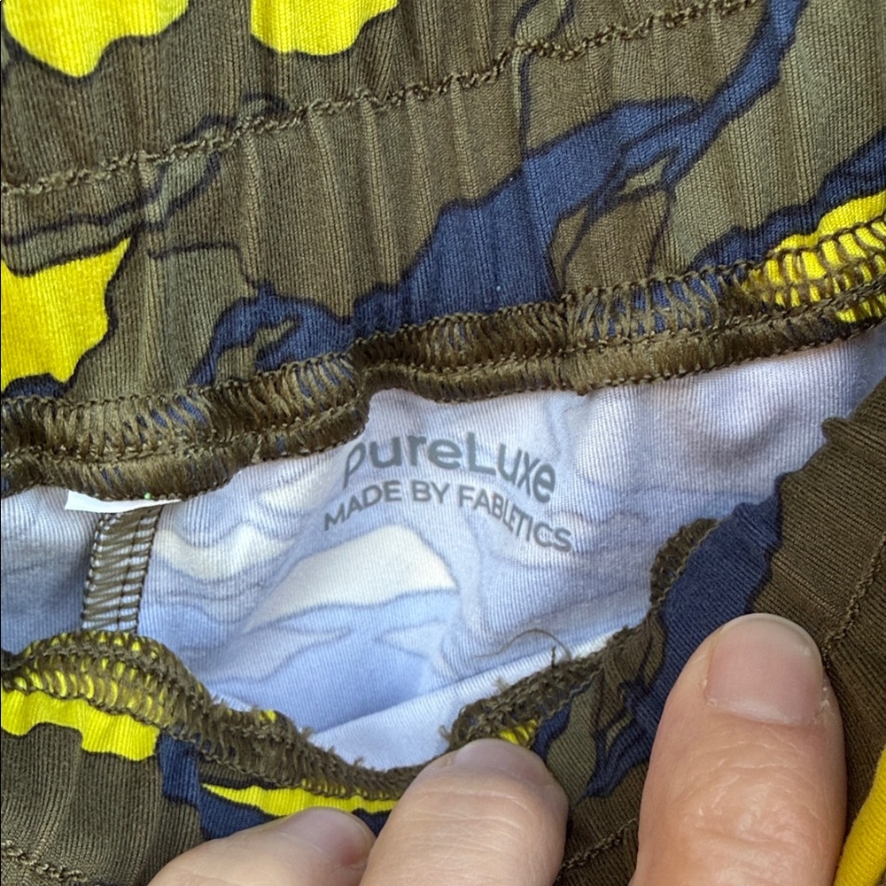 Fabletics Joggers - Picture 2 of 6